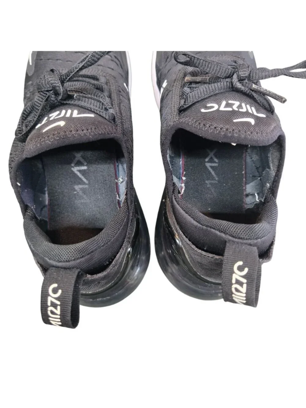 Nike Air Max 270 Black & White Sneakers Women’s Size 8.5 Lightweight Design With